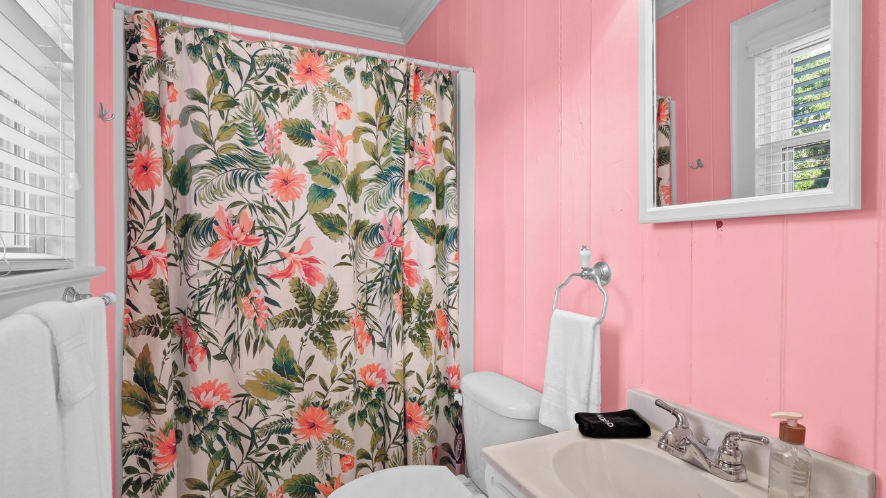 Photo of Bathroom in South Harbor Island