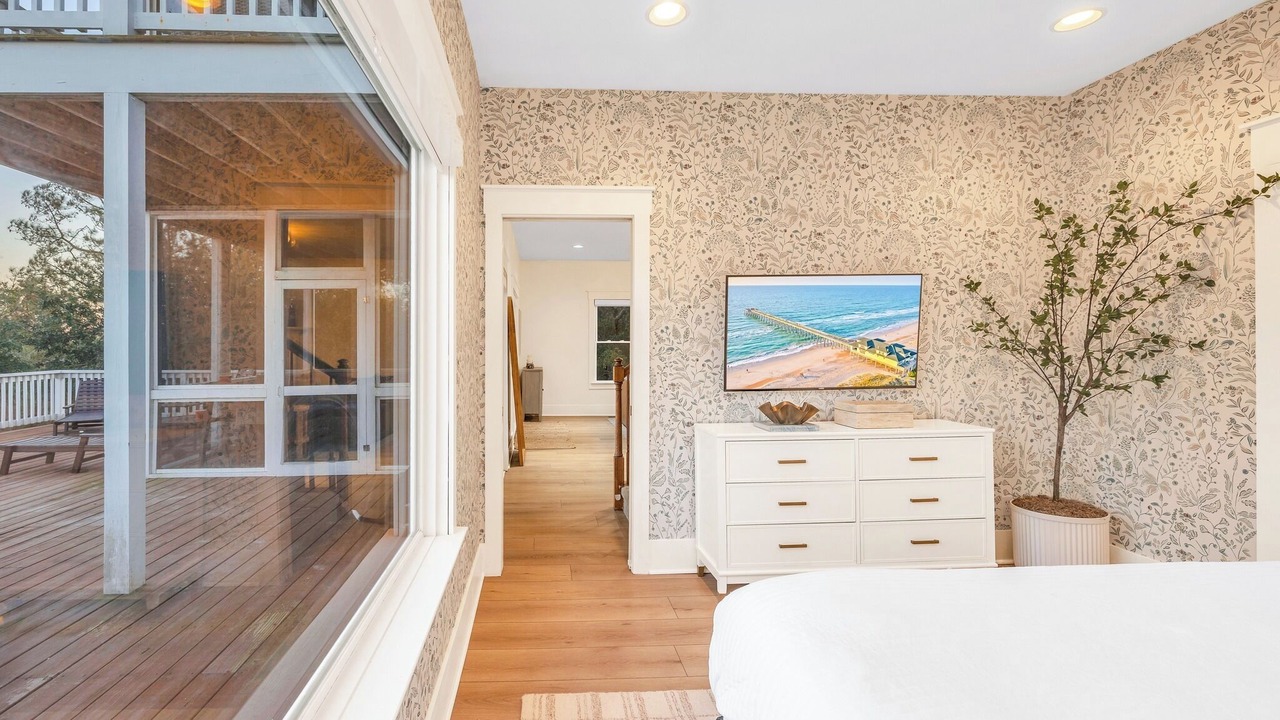 Photo of Bedroom in Saint Helena Island