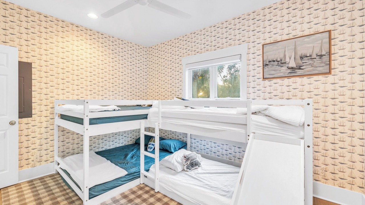 Photo of Bedroom in Saint Helena Island