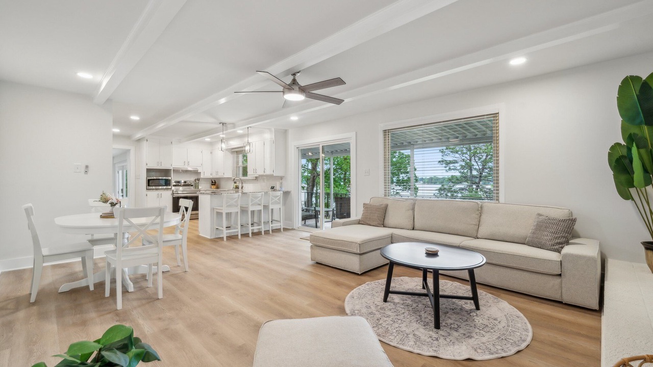 Photo of Livingroom in Southmont
