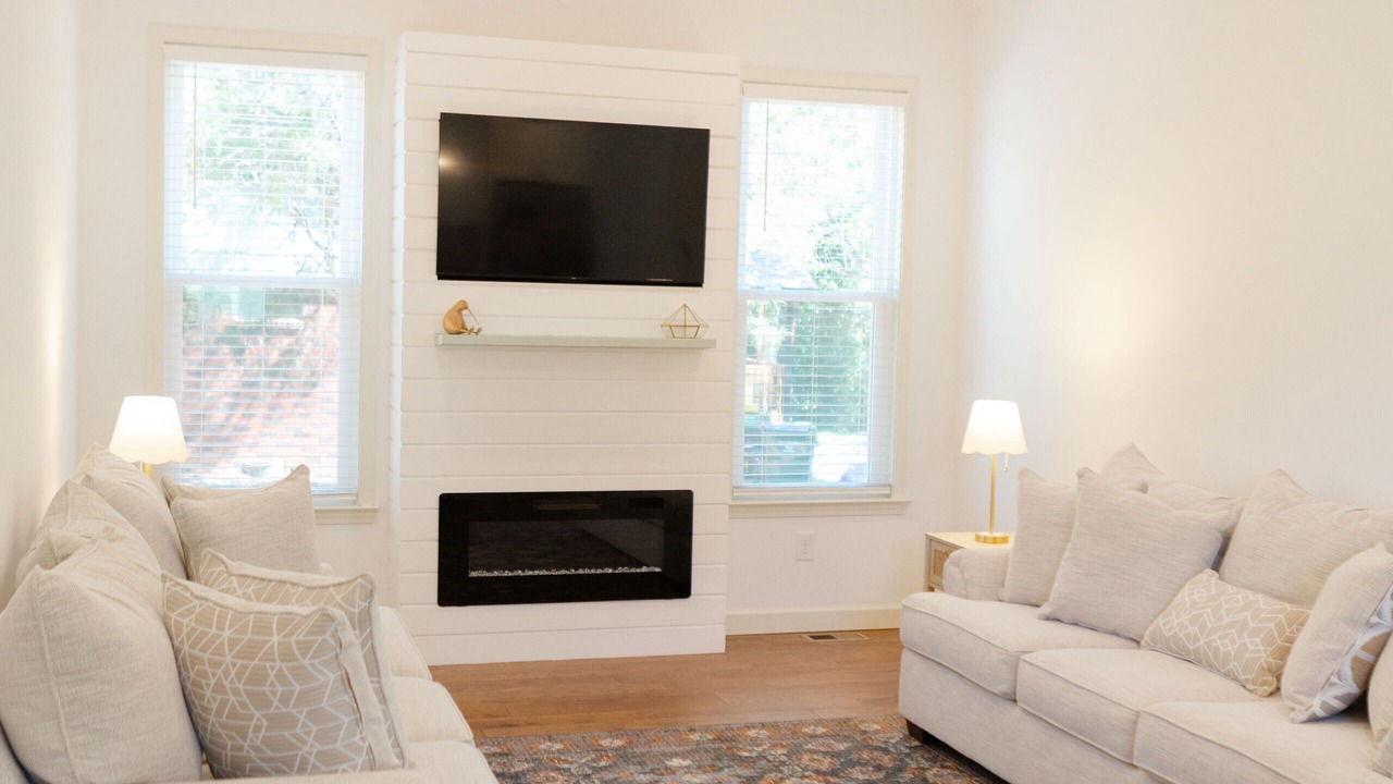 Photo of Livingroom in Burlington