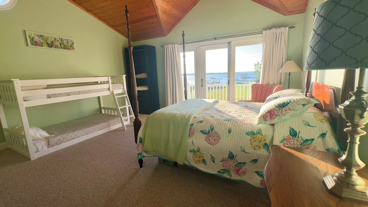 Photo of Bedroom in Marshallberg