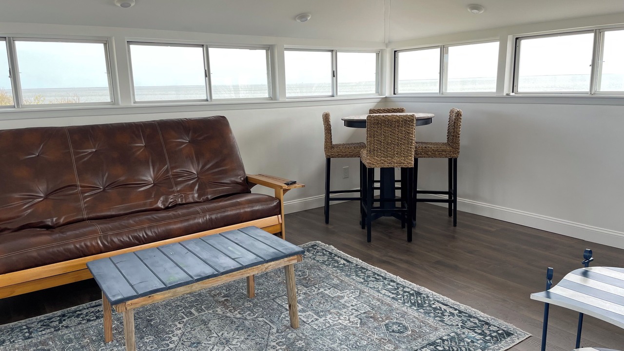 Photo of Livingroom in Carteret County