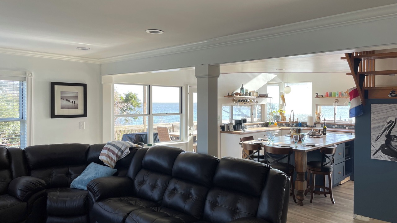 Photo of Livingroom in Carteret County