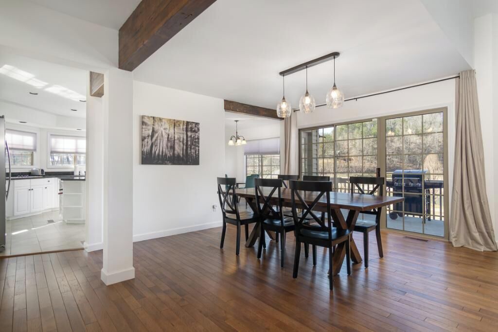 Photo of Livingroom in Stonecrest