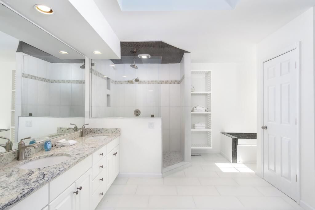 Photo of Bathroom in Stonecrest