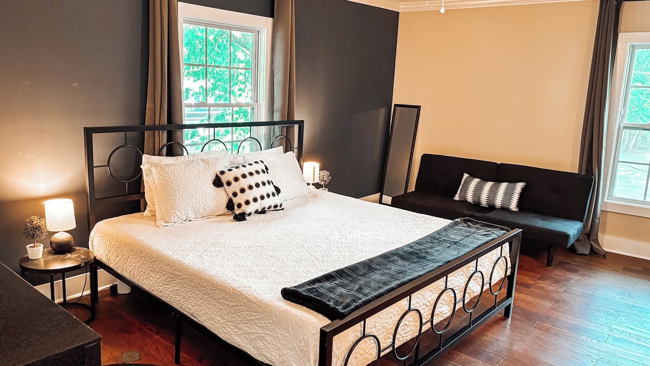 Photo of Bedroom in Franklinton