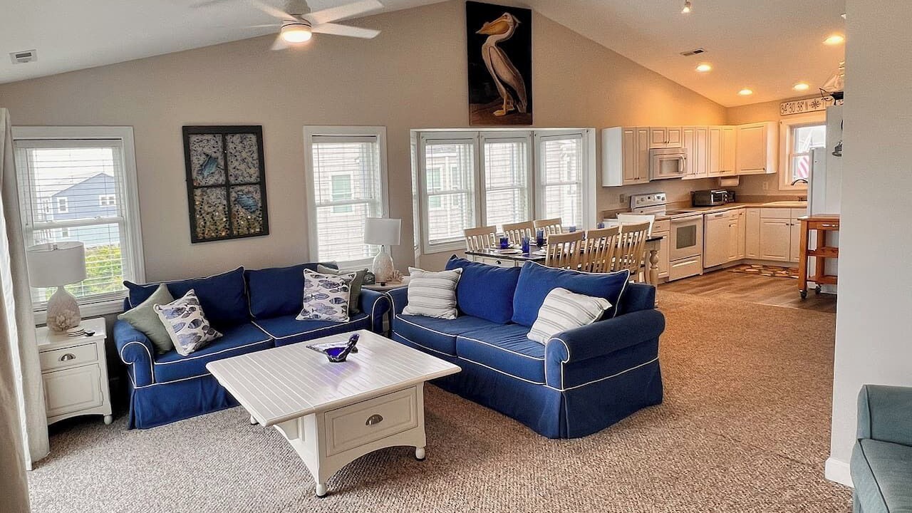 Photo of Livingroom in McCutcheon Field