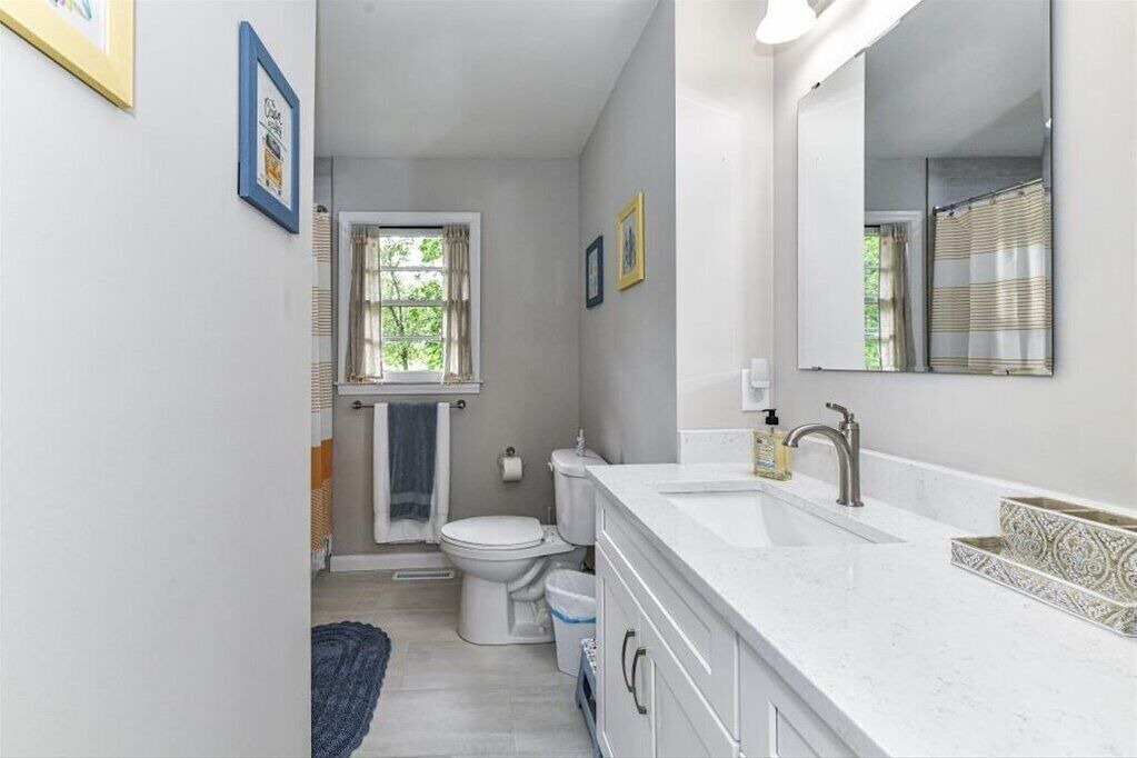 Photo of Bathroom in Unionville