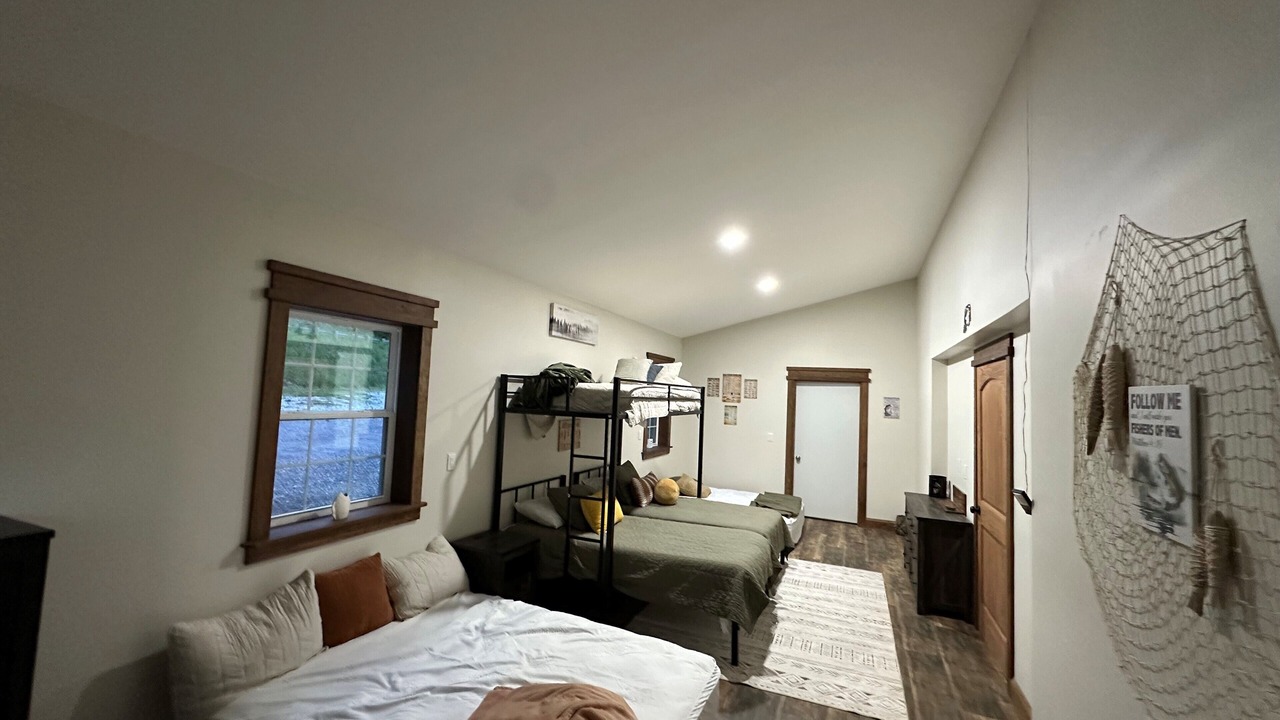 Photo of Bedroom in Horse Shoe