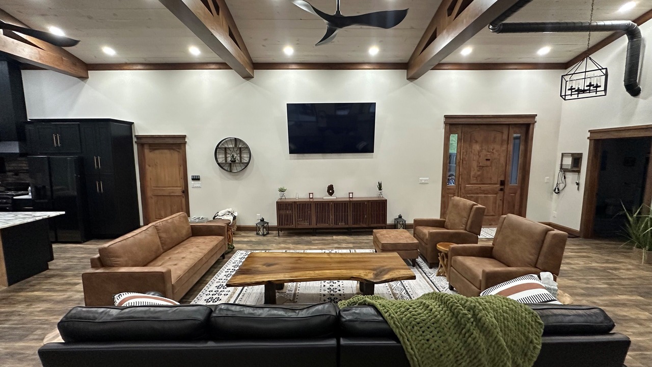 Photo of Livingroom in Horse Shoe
