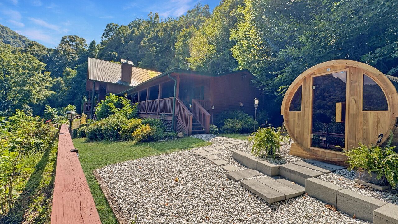 Photo of Others in Bryson City