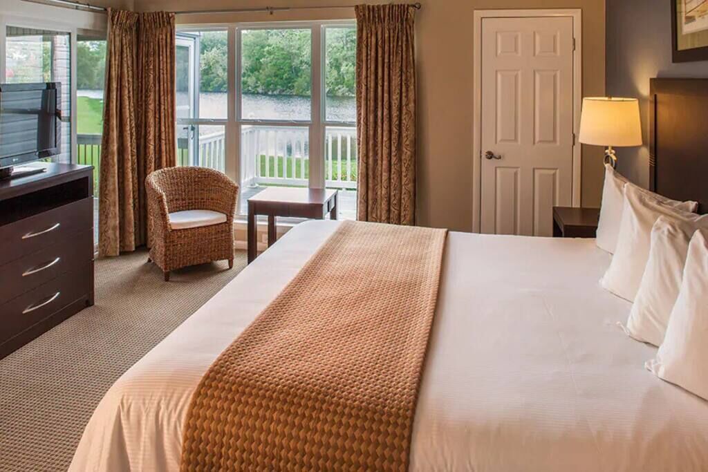 Photo of Bedroom in Fairfield Harbour