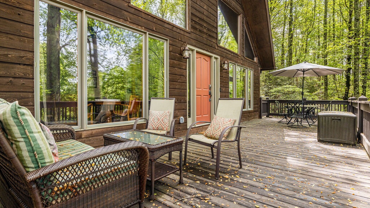 Photo of Outdoor in Avery Creek