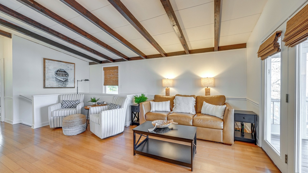 Photo of Livingroom in Norwood