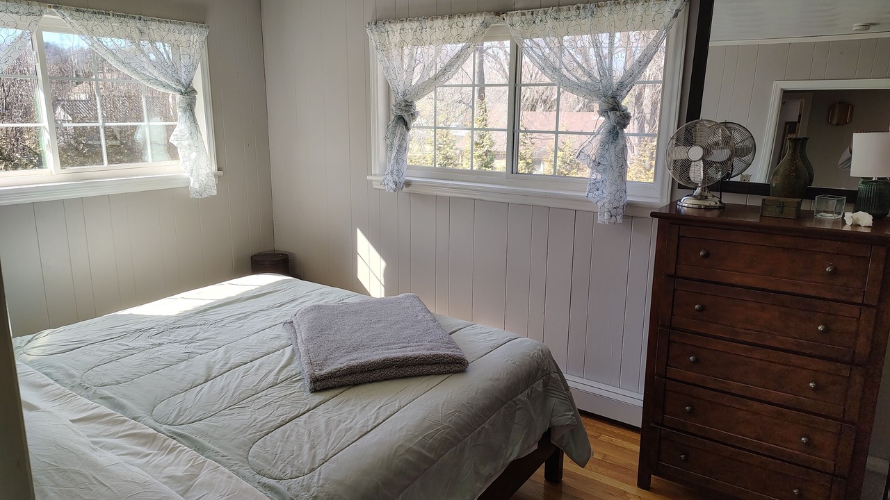 Photo of Bedroom in Cajah's Mountain