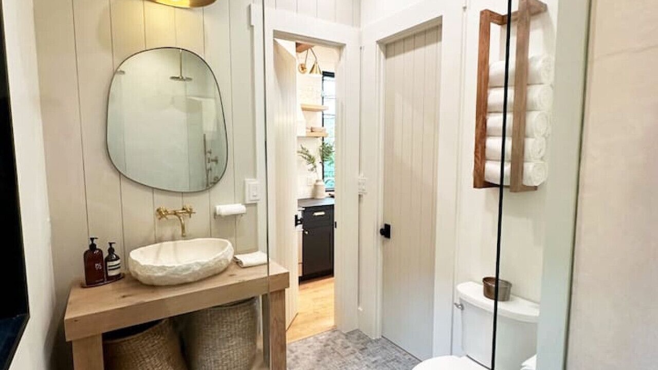 Photo of Bathroom in Highlands Hills