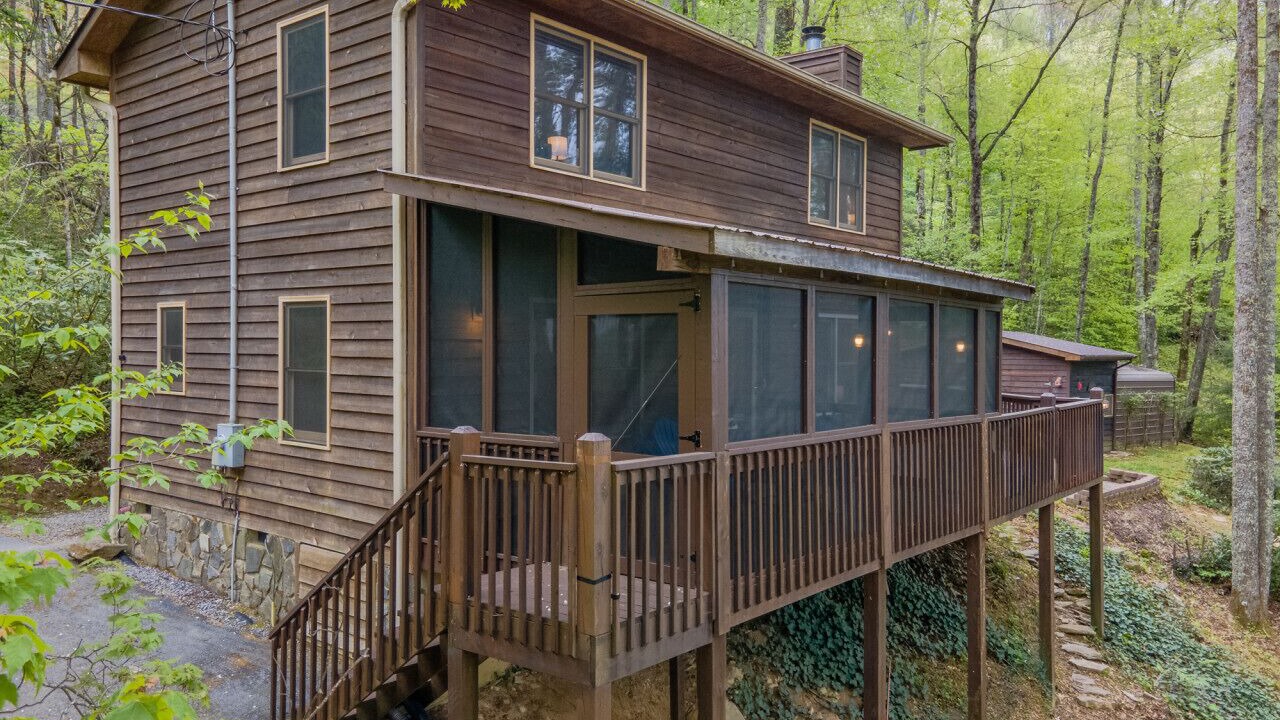 Photo of Others in Maggie Valley