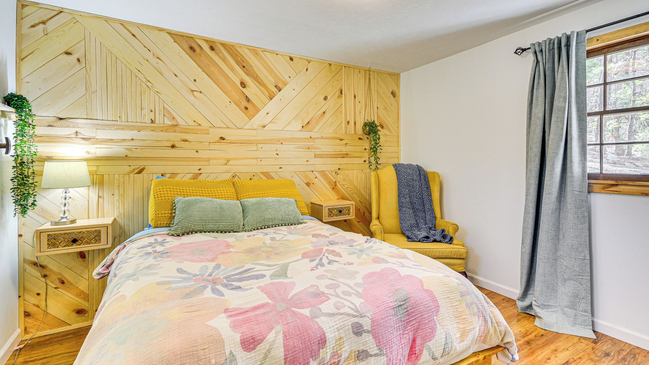 Photo of Bedroom in Stokes