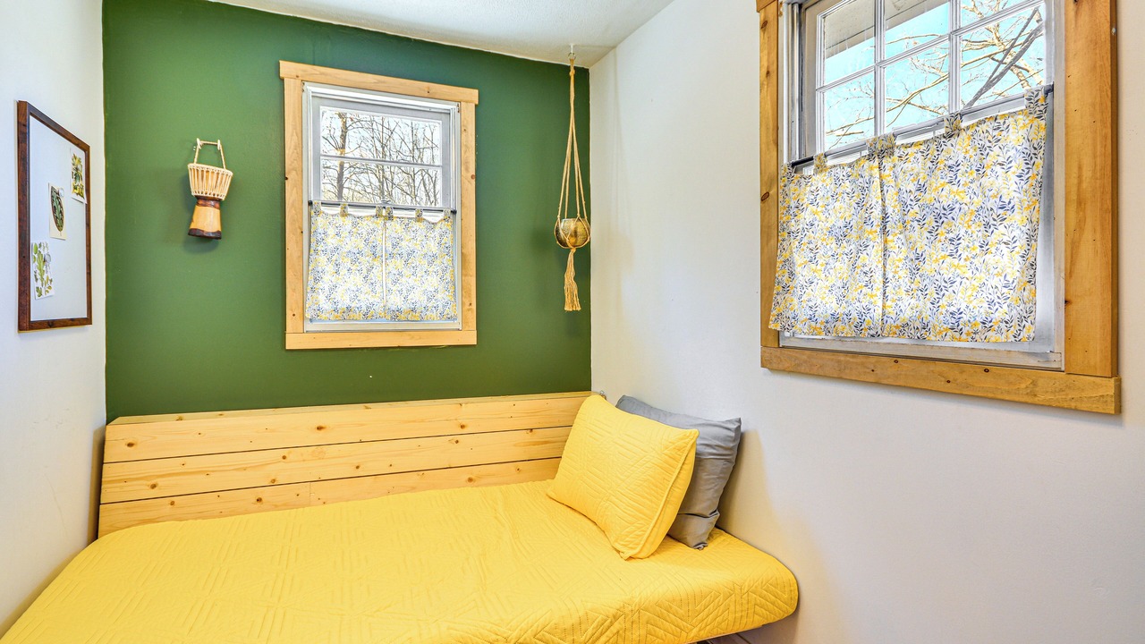 Photo of Bedroom in Stokes