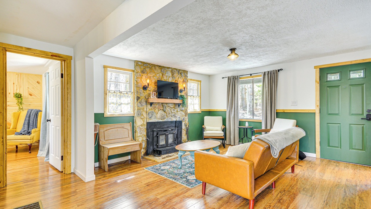 Photo of Bedroom in Stokes