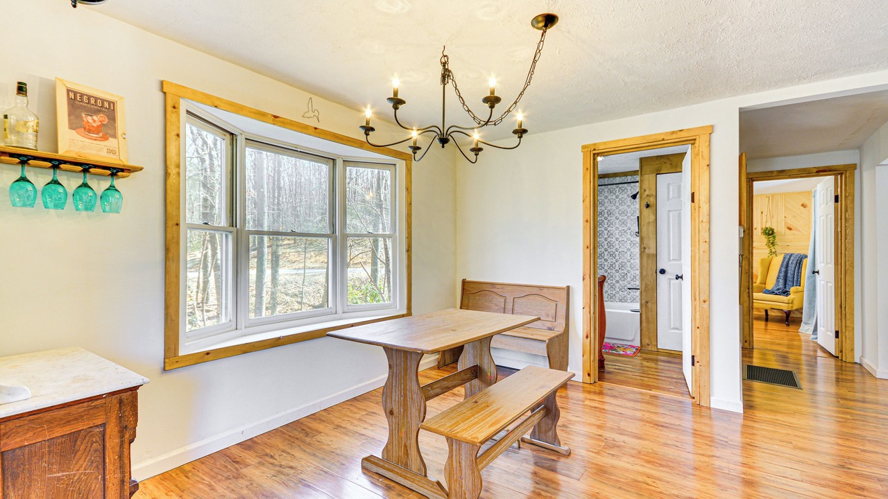 Photo of Livingroom in Stokes