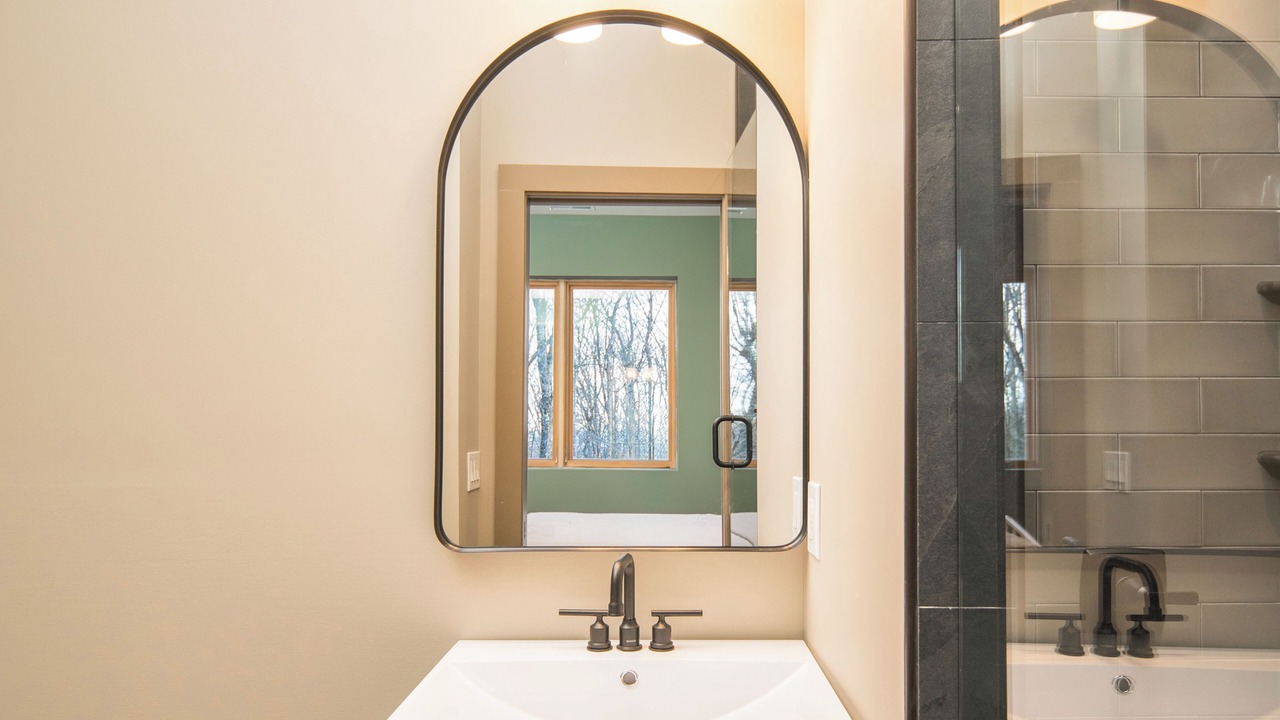 Photo of Bathroom in Charter Hills