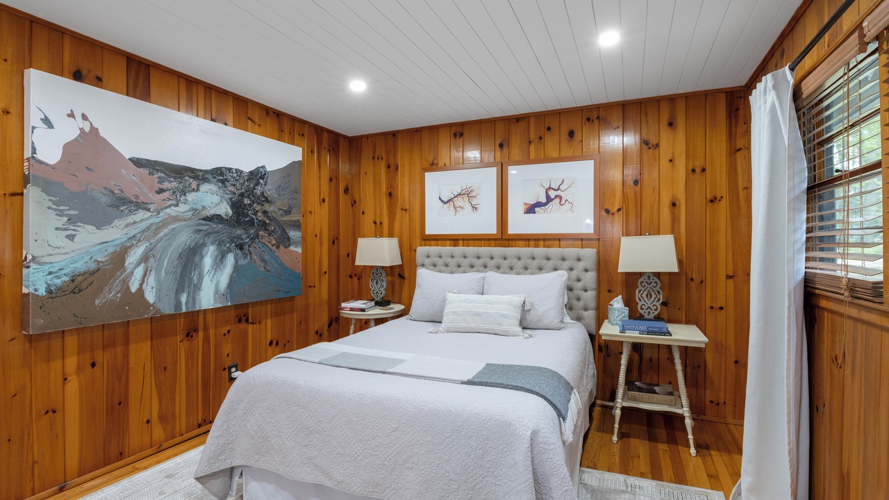 Photo of Bedroom in Highlands Hills