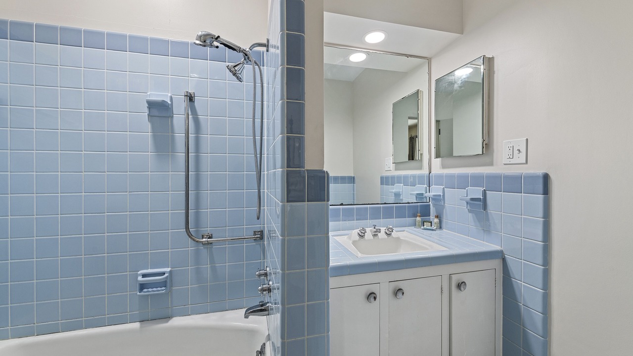 Photo of Bathroom in Lake Junaluska