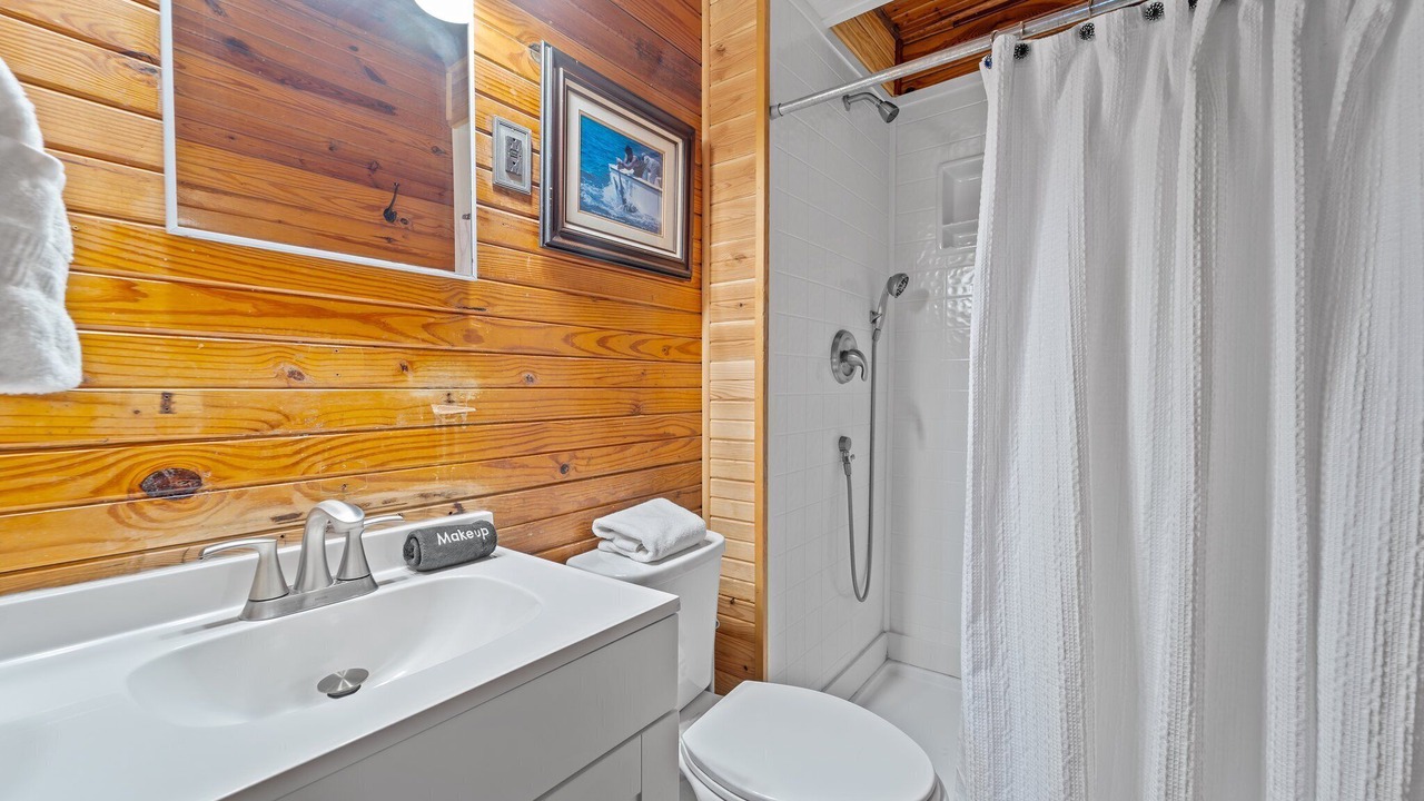 Photo of Bathroom in Nags Head