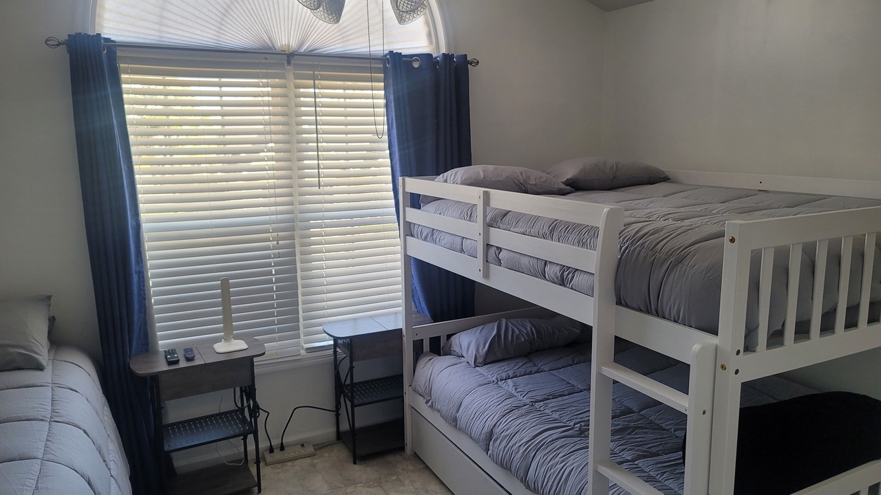 Photo of Bedroom in South View