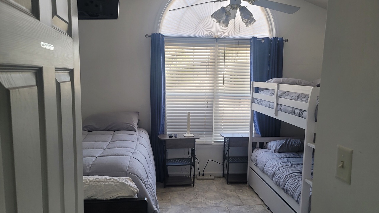 Photo of Bedroom in South View