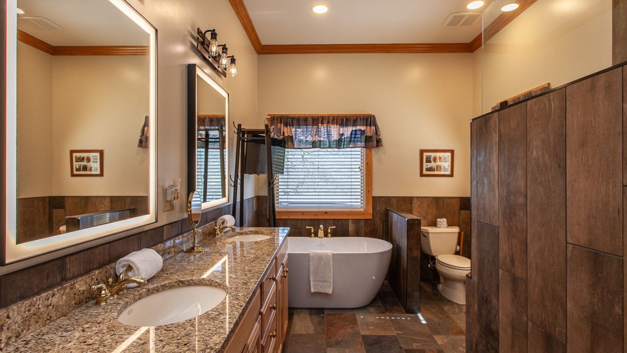 Photo of Bathroom in Whittier
