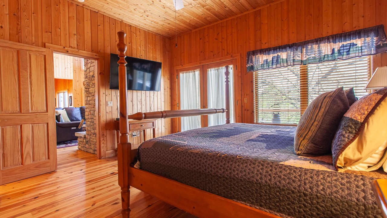 Photo of Bedroom in Whittier