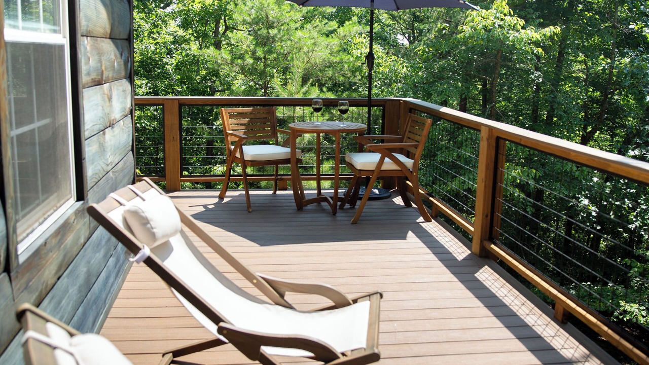 Photo of Patio Balcony in Lake Lure