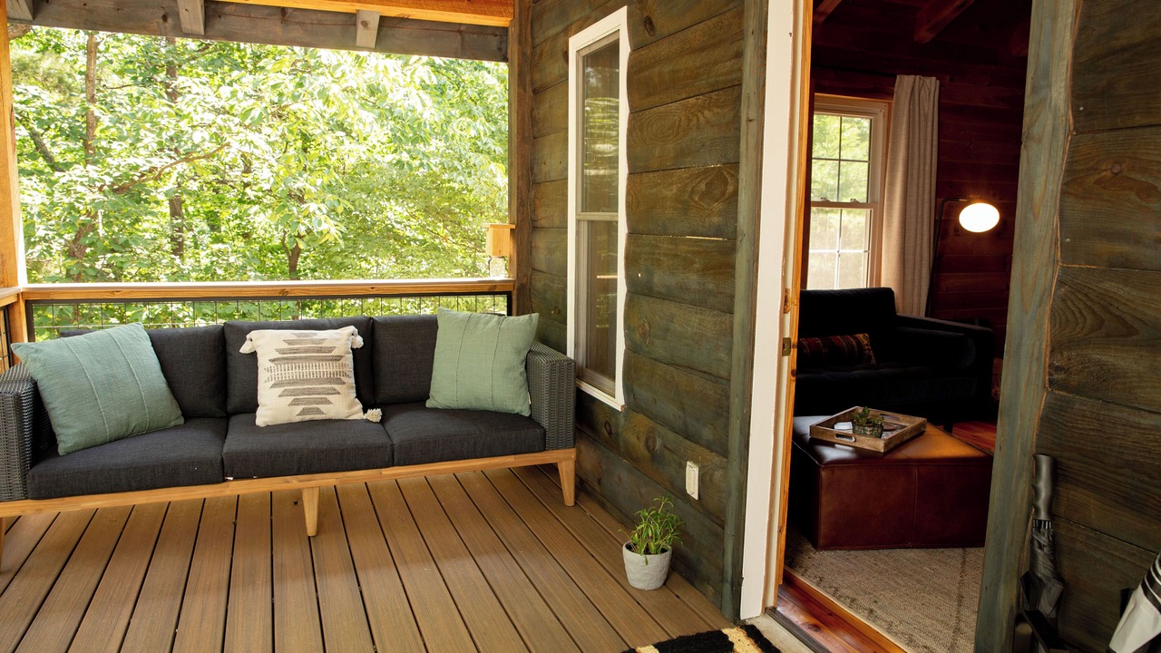 Photo of Patio Balcony in Lake Lure
