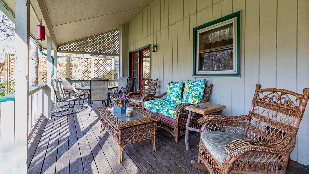 Photo of Outdoor in Valley Creek Run