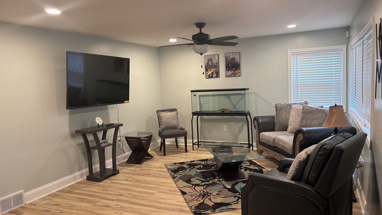 Photo of Livingroom in Winston - Salem