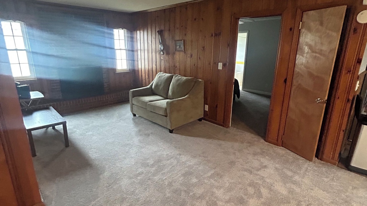 Photo of Livingroom in Burlington