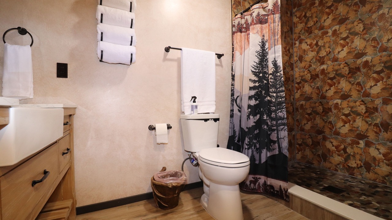 Photo of Bathroom in Newland