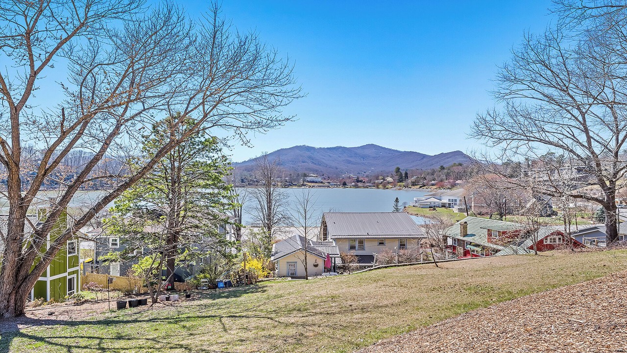 Photo of Outdoor in Lake Junaluska