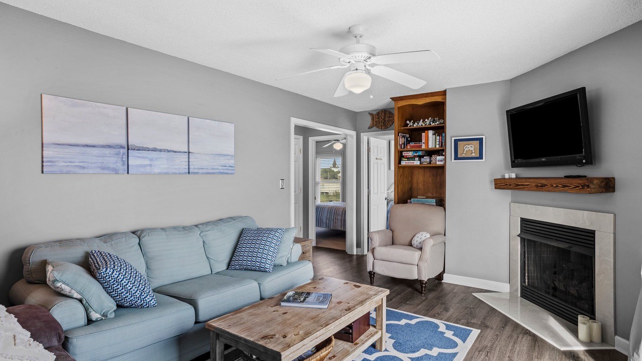 Photo of Livingroom in Harkers Island