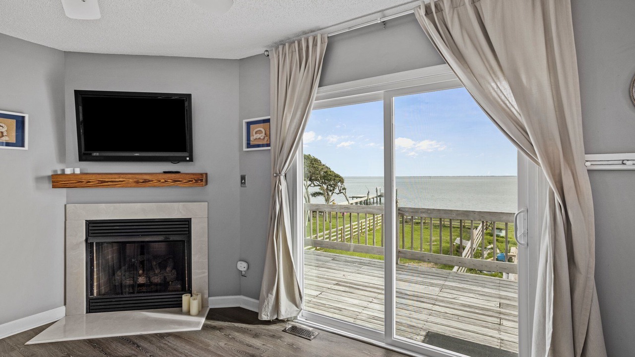 Photo of Livingroom in Harkers Island
