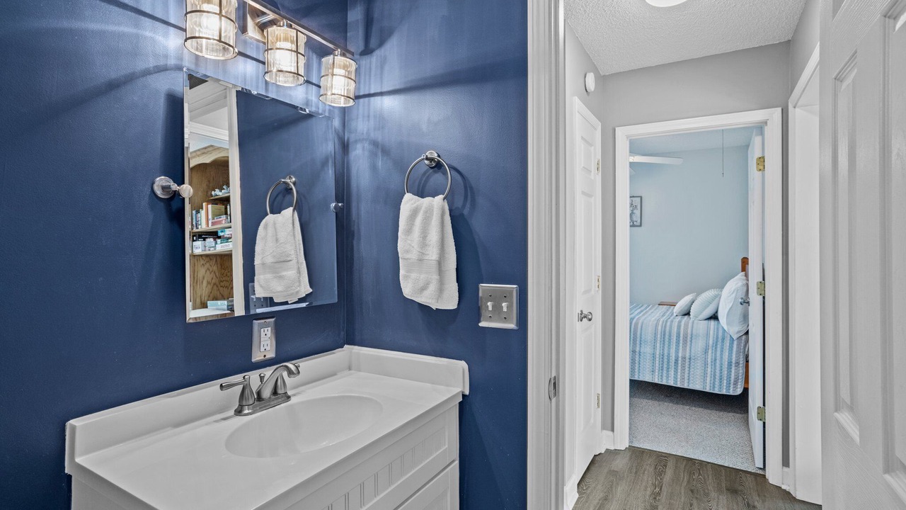 Photo of Bathroom in Harkers Island