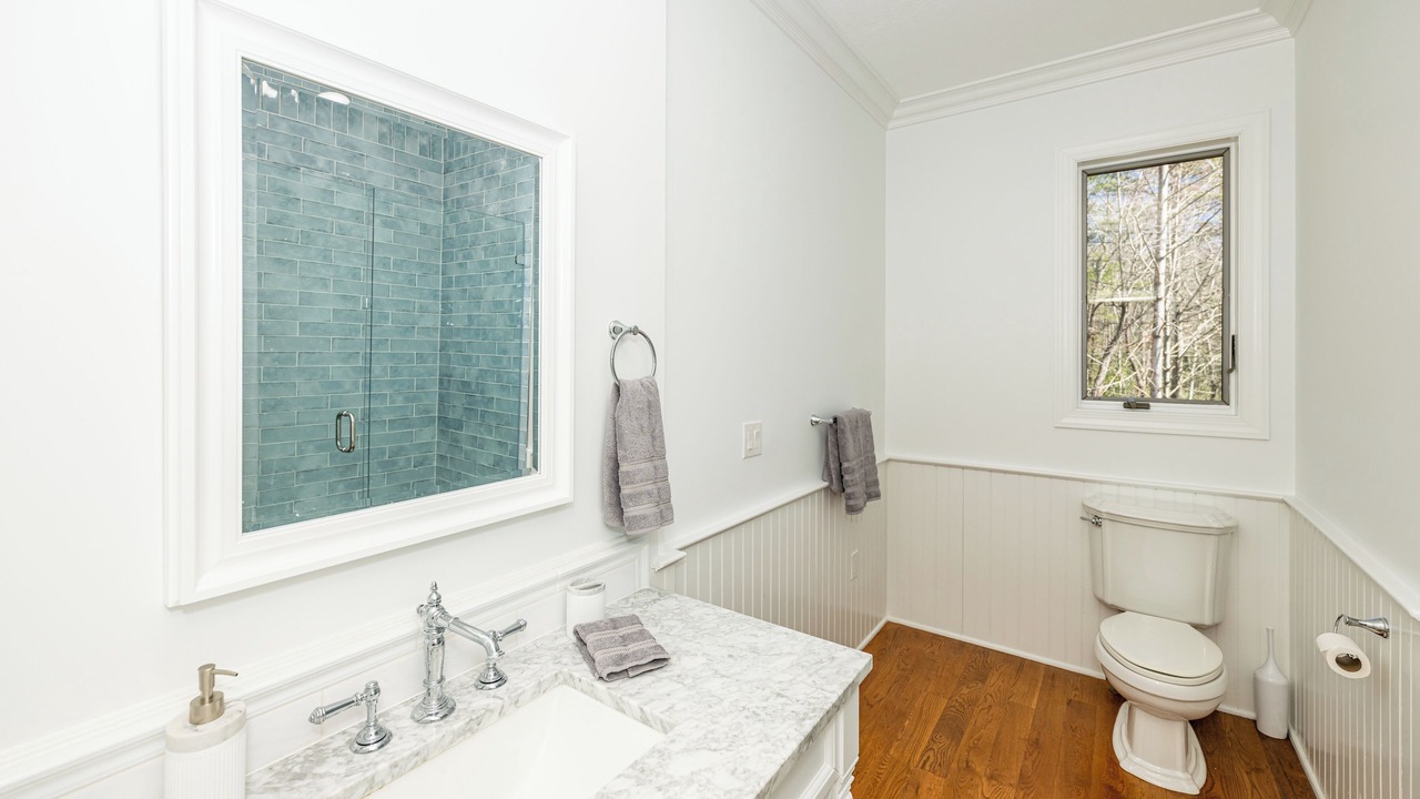 Photo of Bathroom in Sapphire