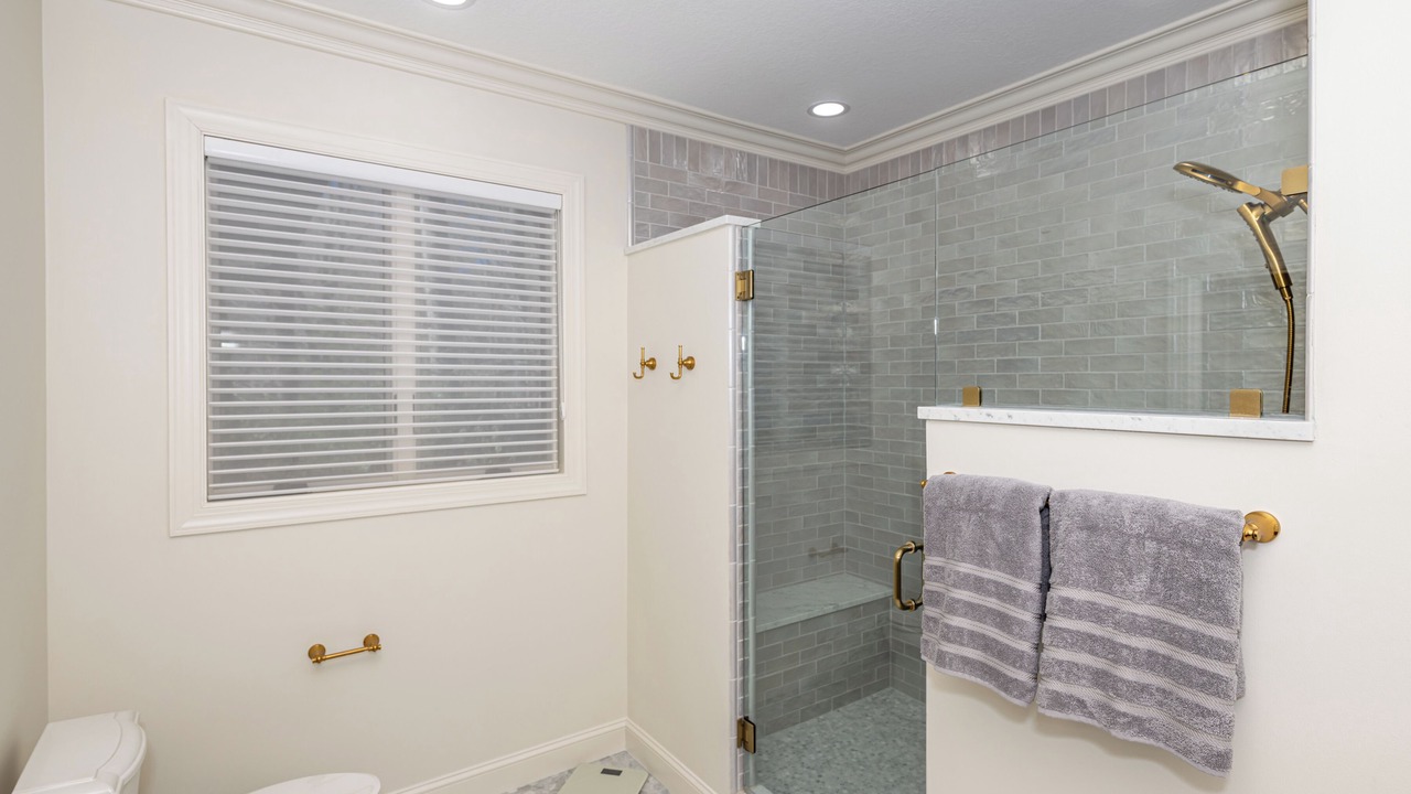 Photo of Bathroom in Sapphire