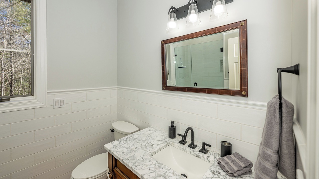 Photo of Bathroom in Sapphire