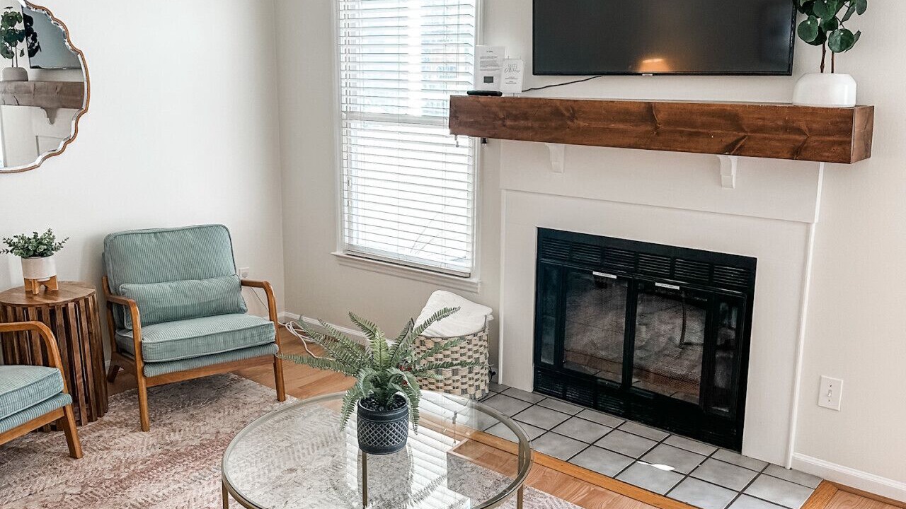 Photo of Bedroom in Taylor's Pond