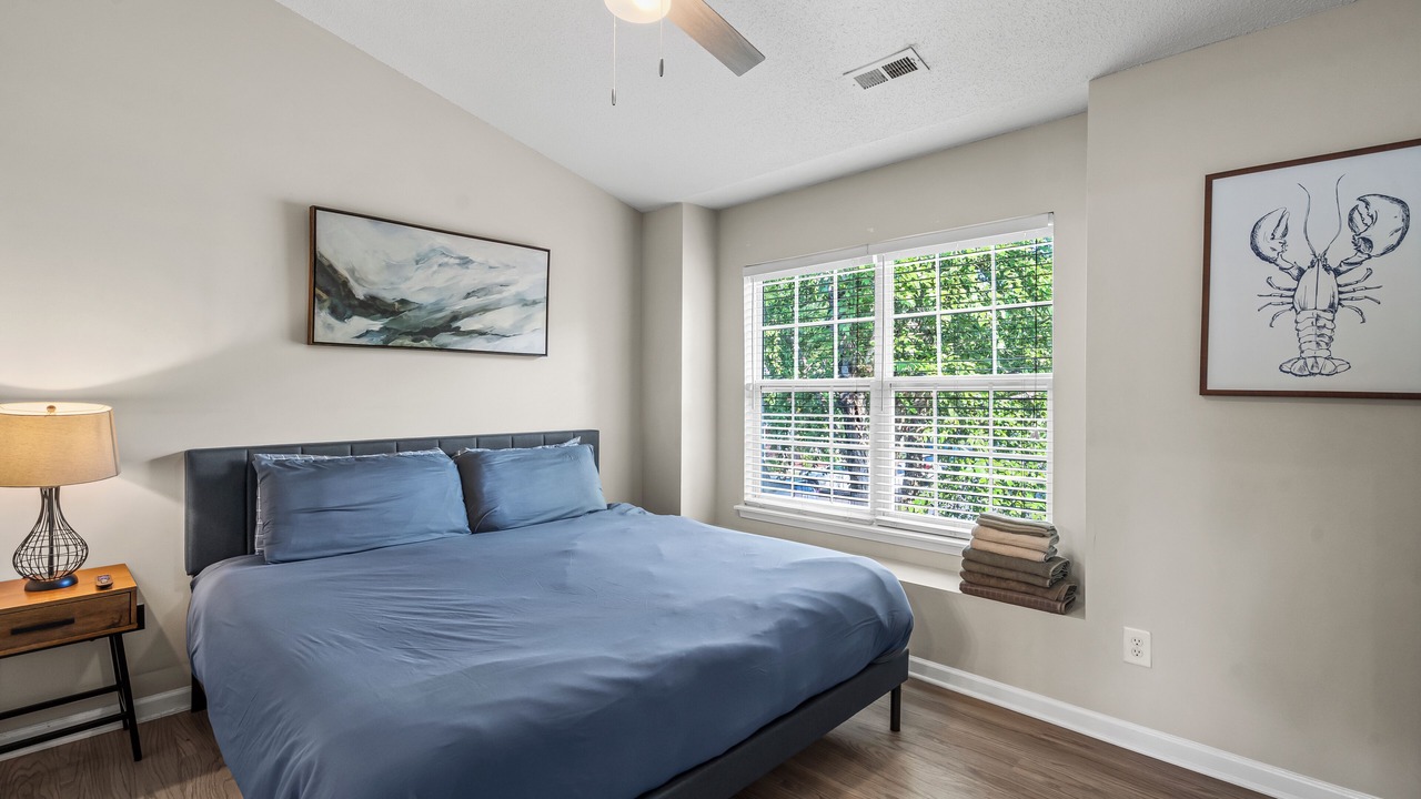 Photo of Bedroom in Harwood Lane