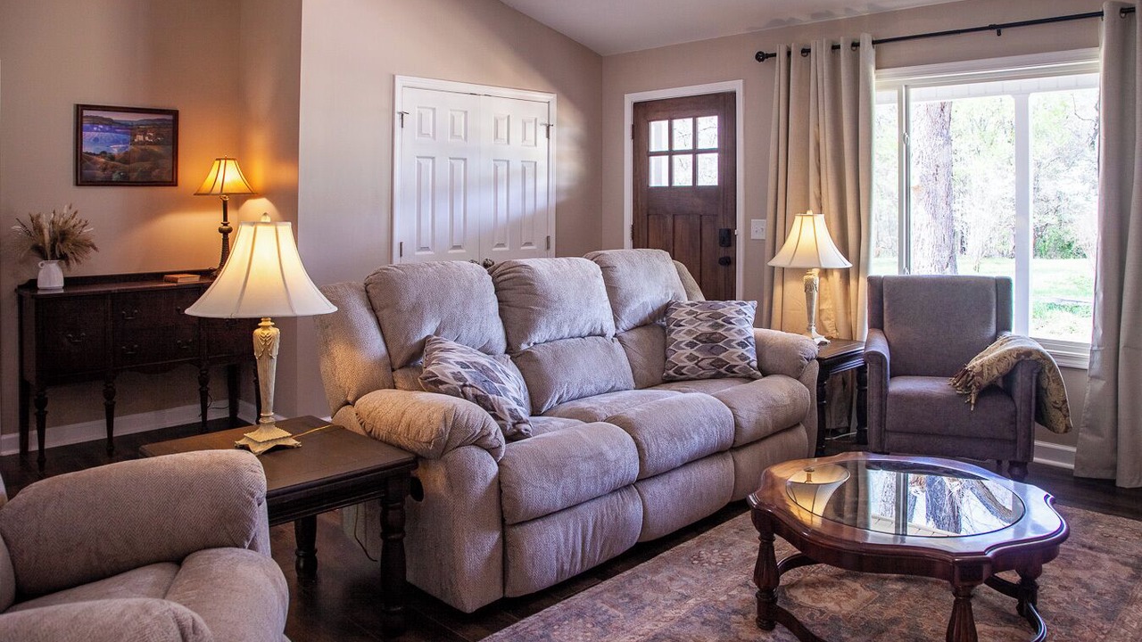 Photo of Livingroom in Franklinville